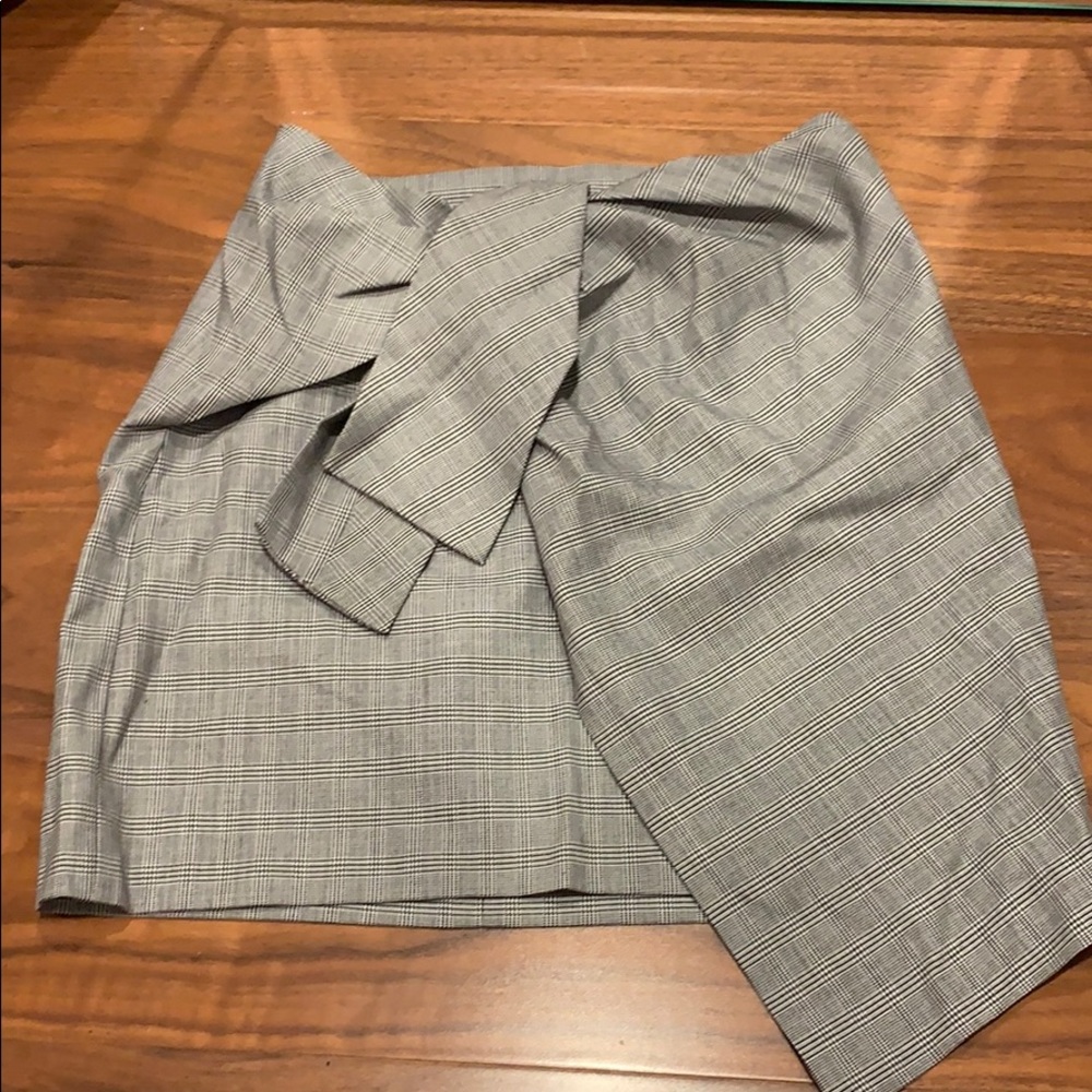 ❌SOLD❌ Zara Asymmetrical Plaid Tie Skirt